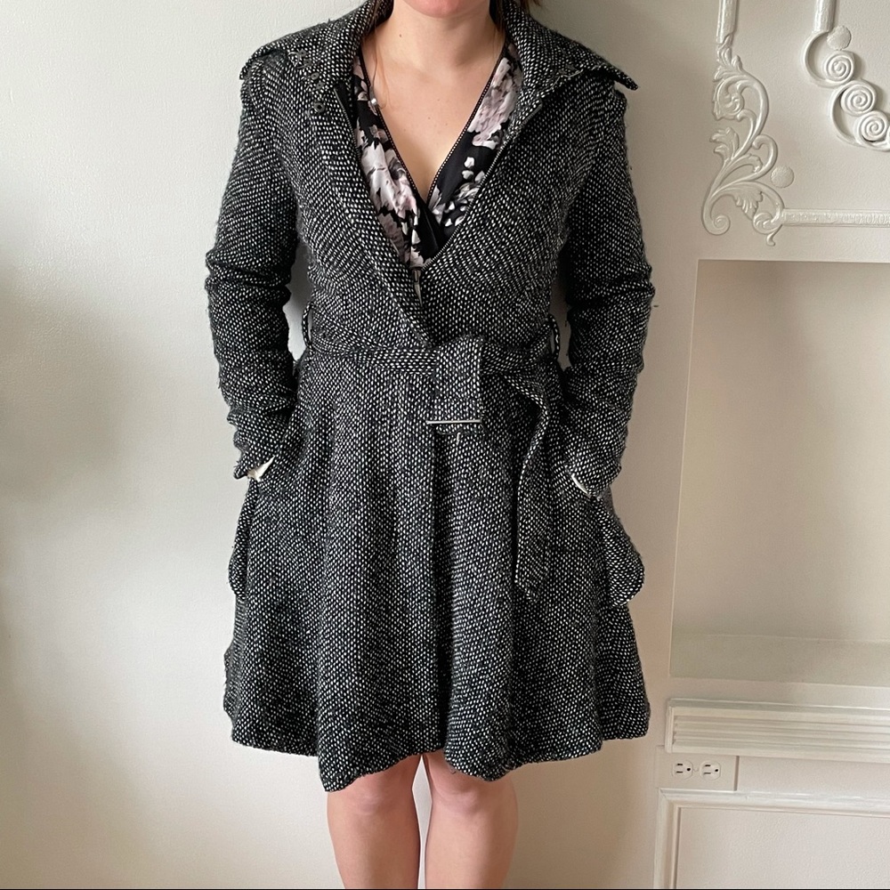 Armani exchange jacket with ruffle in back wool Xs